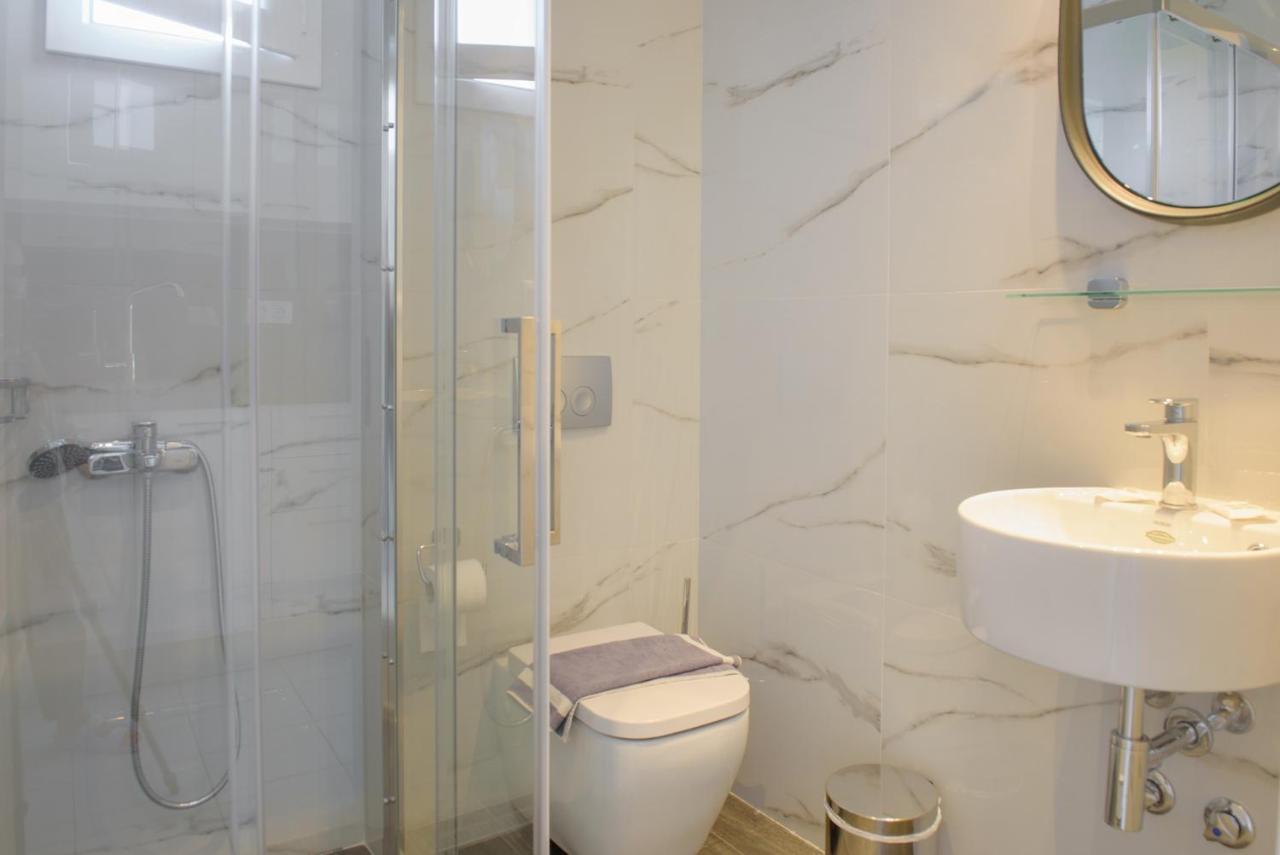 Hotel Papanikolaou อิเอริสโซส ภายนอก รูปภาพ